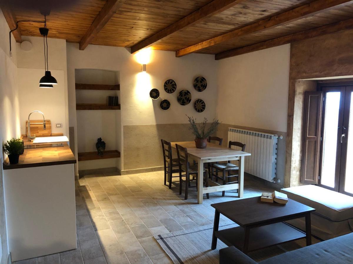 Casa Antica Lägenhet Santo Stefano Di Sessanio Exteriör bild